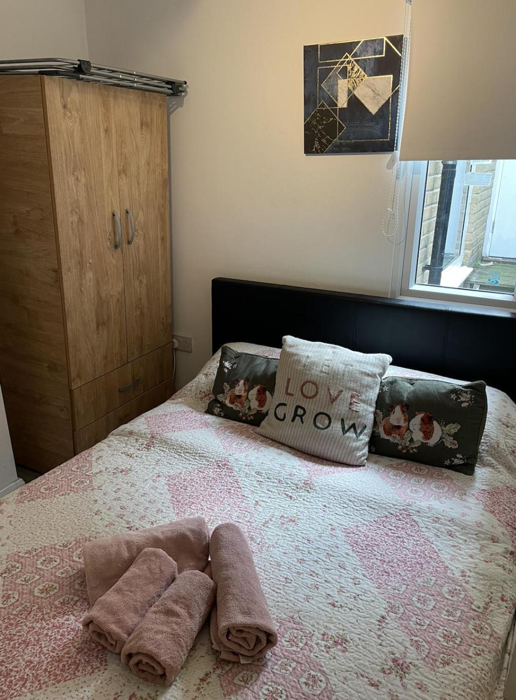 Lovely Flat In Heart Of Londra Exterior foto